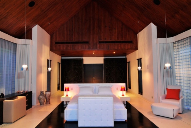 villa-Phuket-12