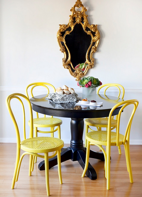 idee-decoration-salle-manger-table-nir-chaise-jaune