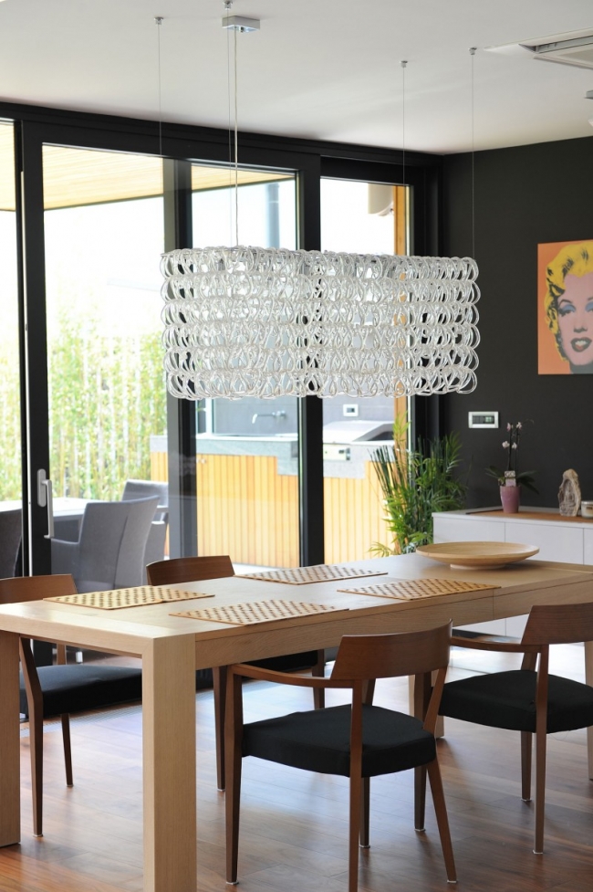 luminaire-design-maison-contemporaine