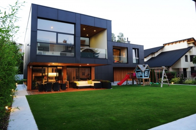 villa-contemporaine-noire-01