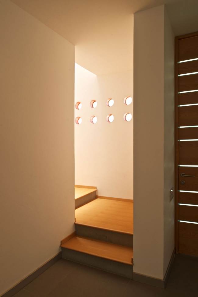 maison-minimaliste-geometrique-06