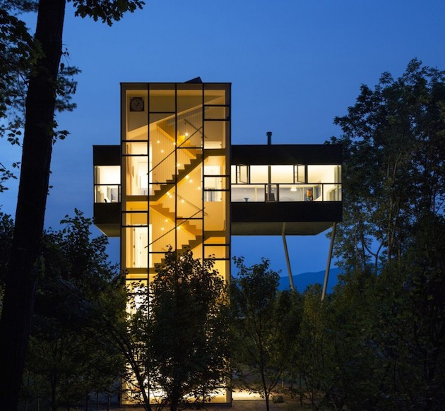 maison-tour-verre