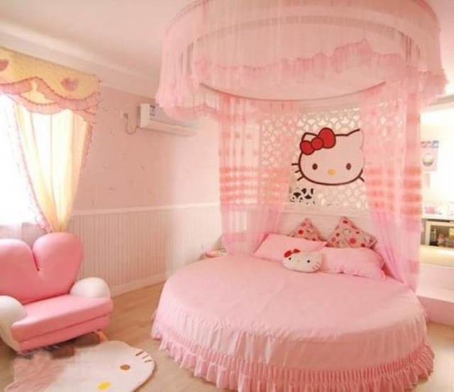 lit-rose-hello-kitty