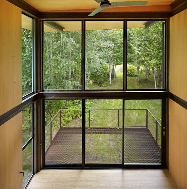 cabane-bois-balcon