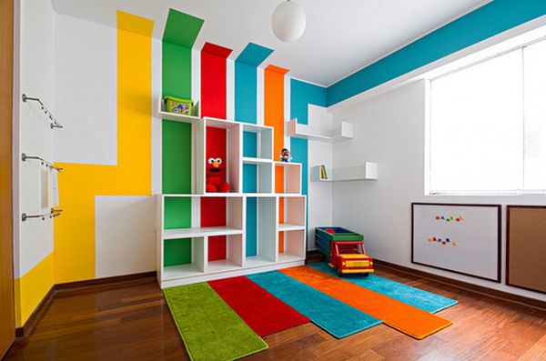 aménager la pièce du bas (peu lumineuse) en salle de détente Idee-deco-salle-jeux-enfants-15