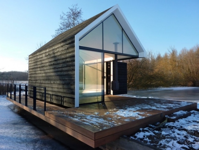 petite-maison-modulaire-terrasse-bois
