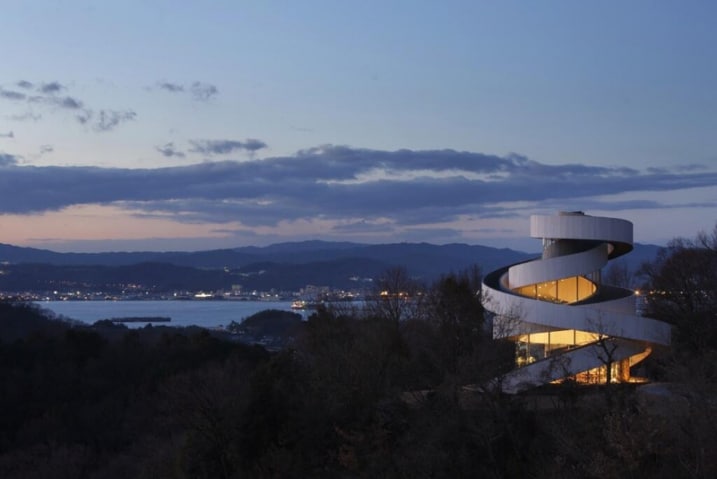 Chapelle en forme de spirale