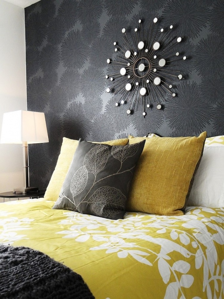 coussins-gris-et-jaune-pour-lit