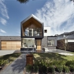 maison-contemporaine avec facade brique