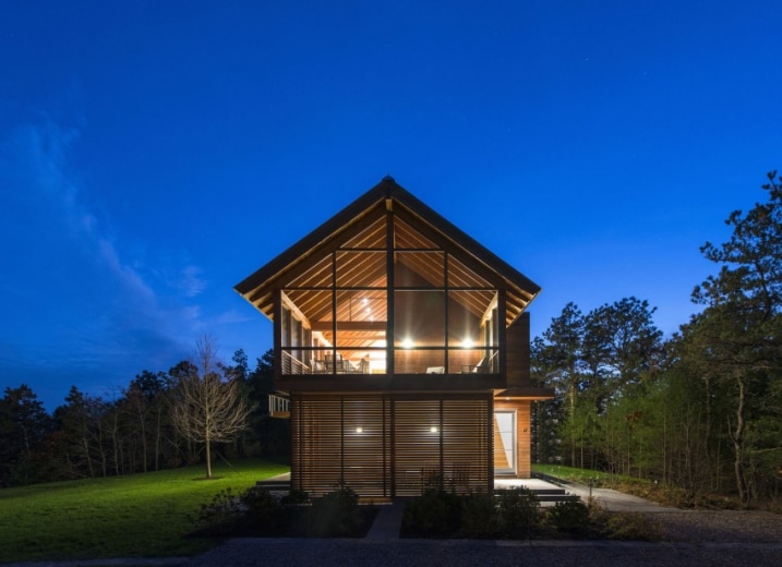 Chalet en bois et verre