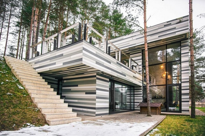 Maison forestière multi niveaux