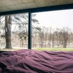 Mur de verre dans chambre