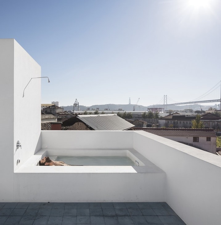 Douche et baignoire rooftop