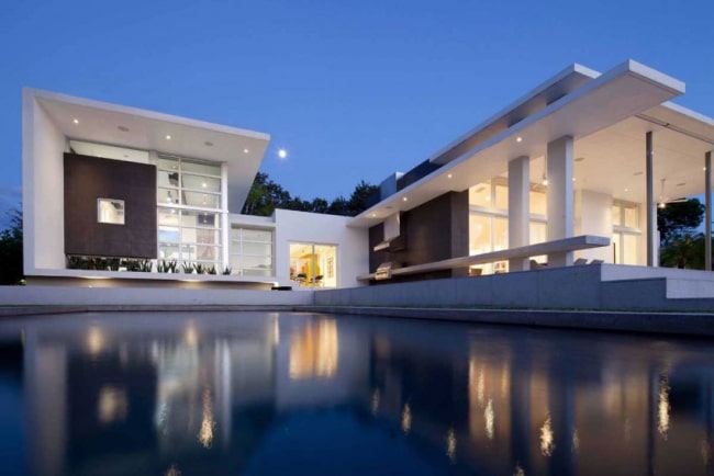 Villa design avec piscine