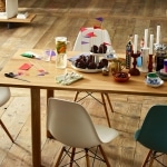 Chaises Eames dans cuisine