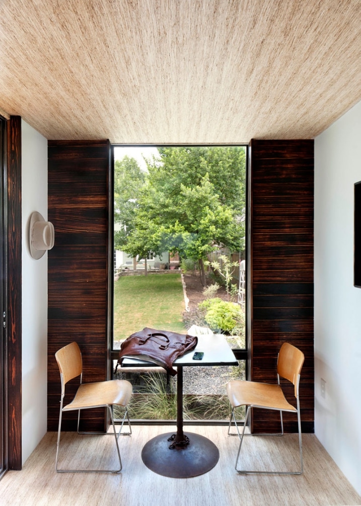 Intérieur bureau de jardin