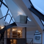 Maison contemporaine avec un dome