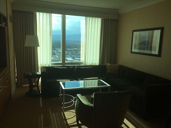 Salon Bedroom Corner Suite-Trump Las Vegas