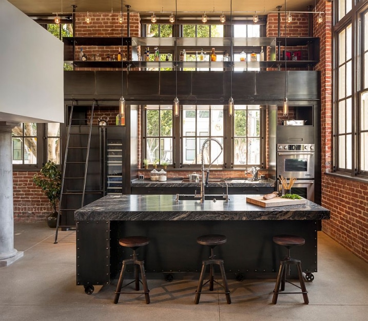 Cuisine industrielle avec mezzanine