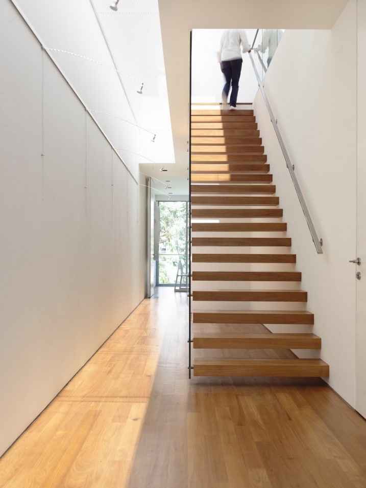 Escalier en bois contemporain