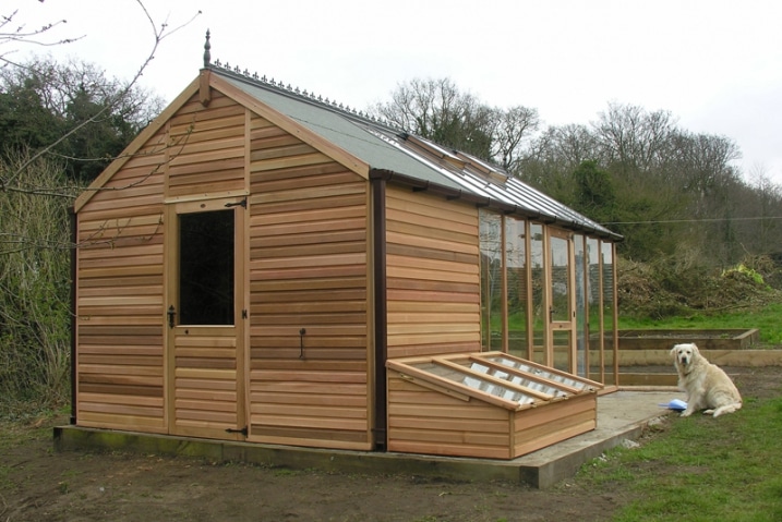 Maison serre bois et verre