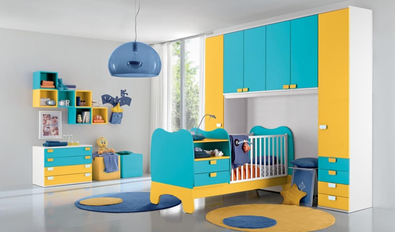 Chambre enfant jaune bleue