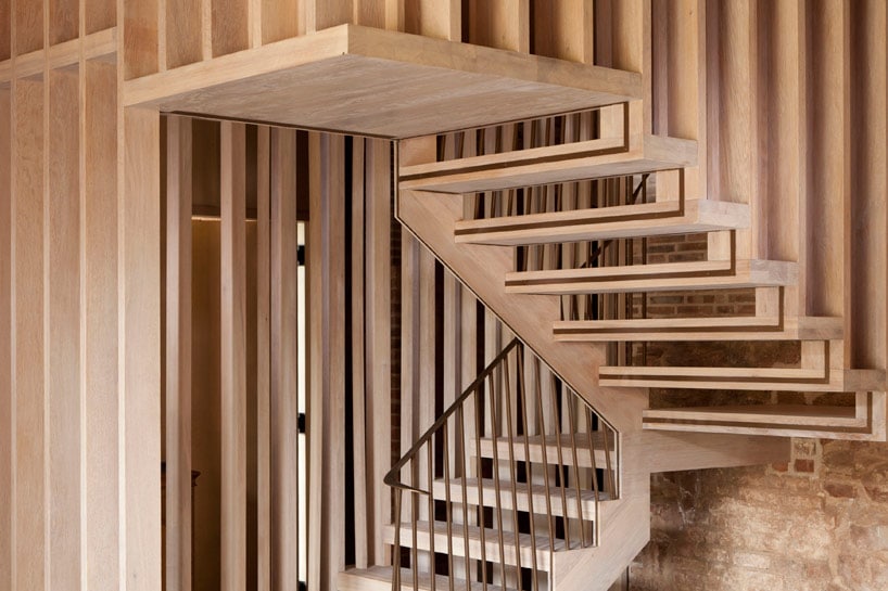 Escalier contemporain bois