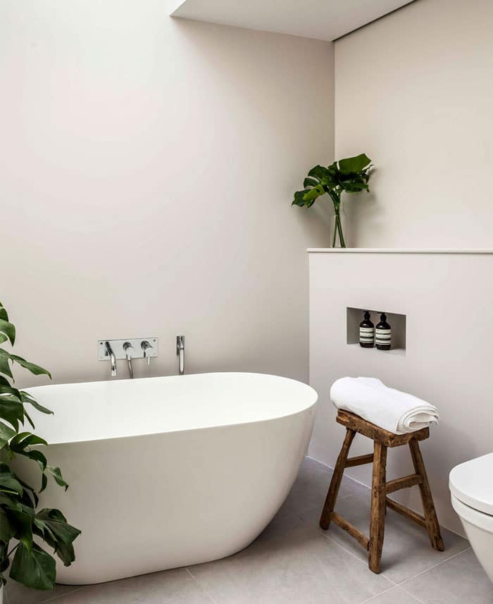 idee-deco-salle-bain-plantes