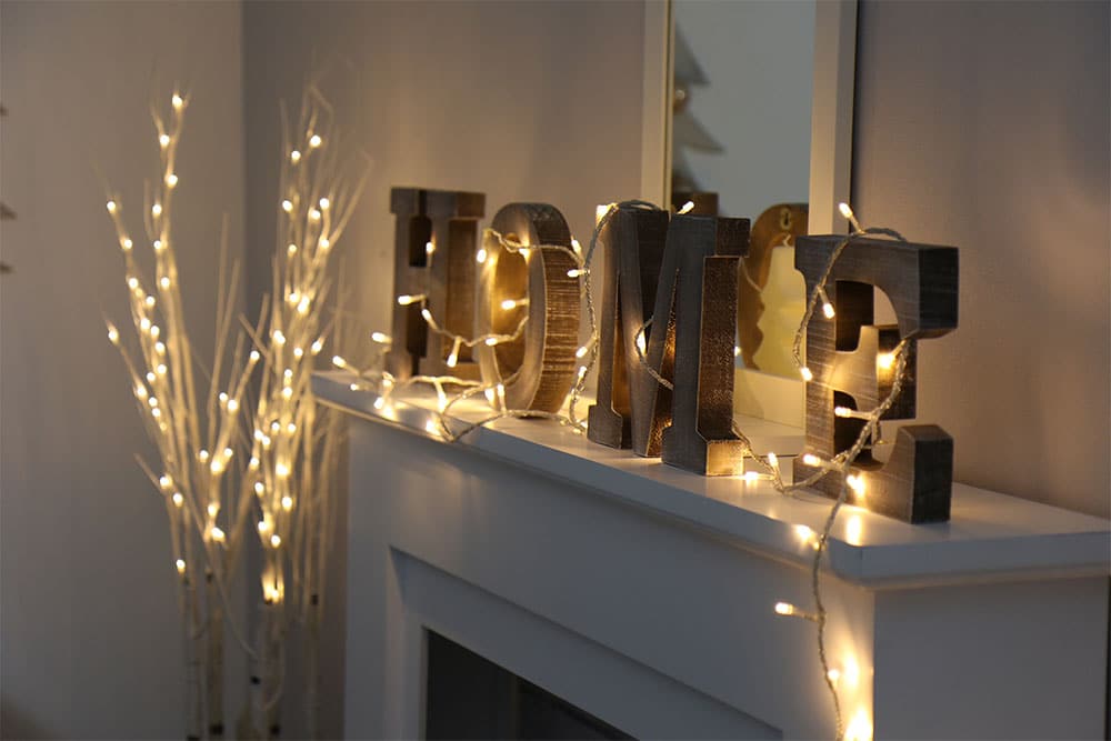 Guirlandes lumineuses : 15 idées pour décorer votre maison à Noël