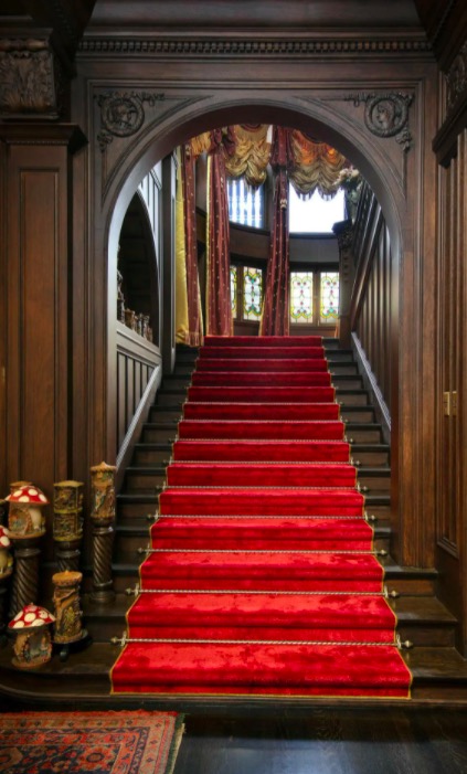 escalier style gothique