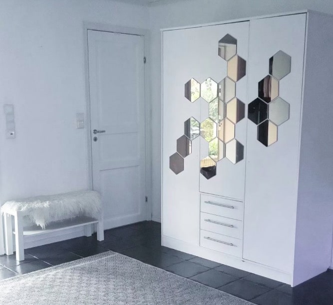 Armoire blanche avec miroir IKEA Honefoss