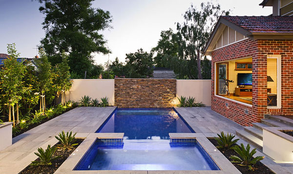 piscine avec jacuzzi