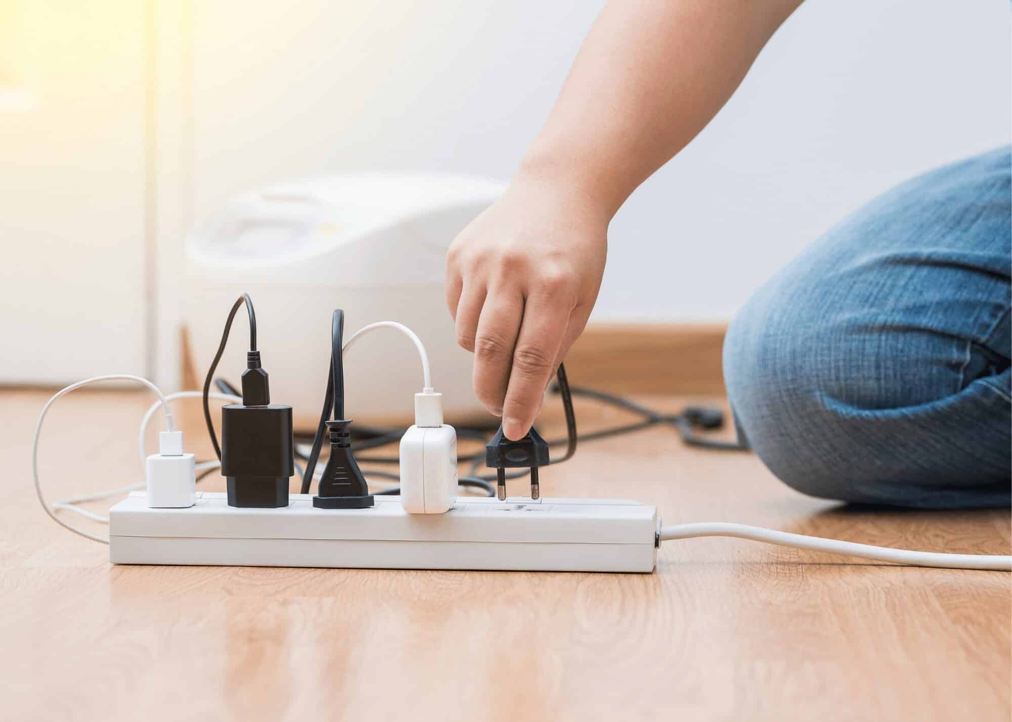Comment éviter une surtension électrique dans la maison