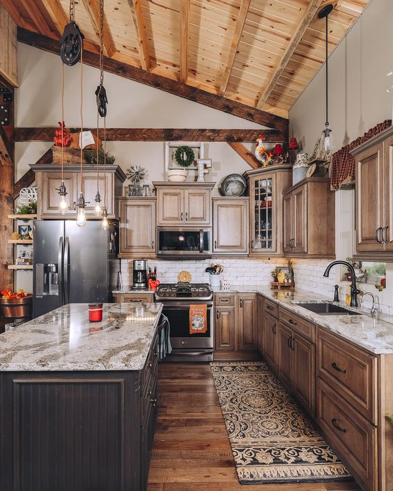 cuisine en bois avec un style des années 90