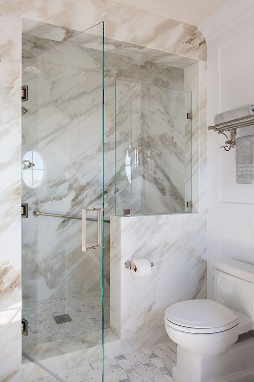 salle de bains chic en marbre