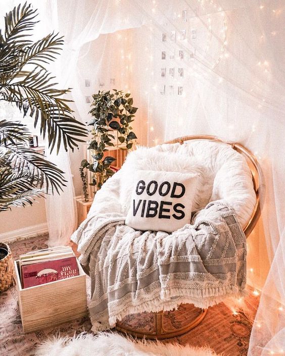 coussin good vibes