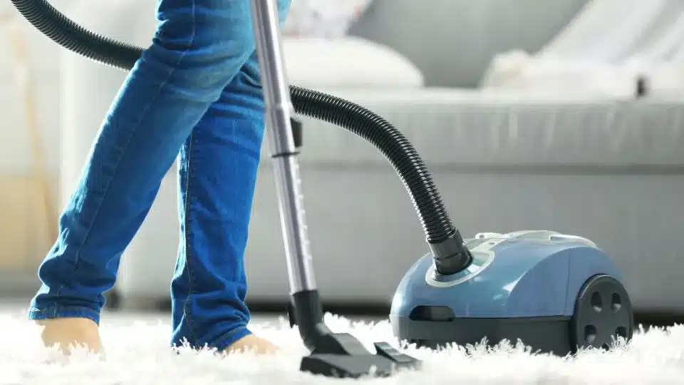 aspirateur traineau pour tapis épais