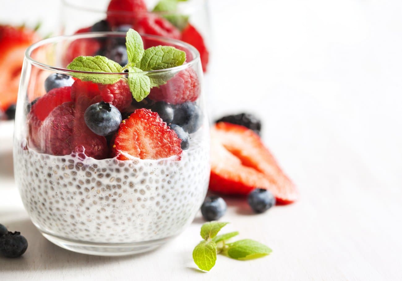 Pudding-chia-fruits