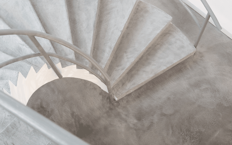 escalier en béton ciré