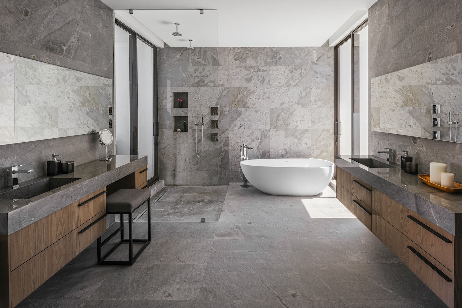 salle-bains-marbre-gris-bois